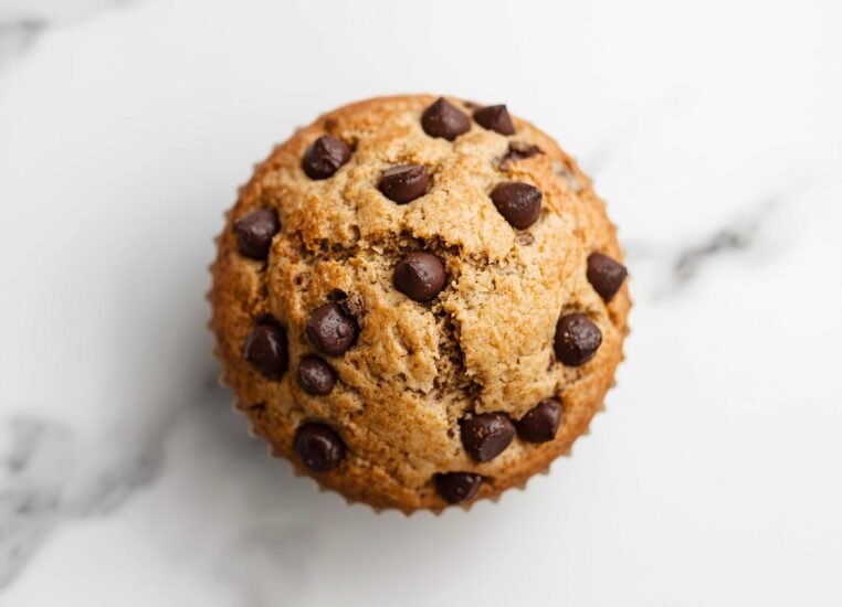 chocolate chip muffin